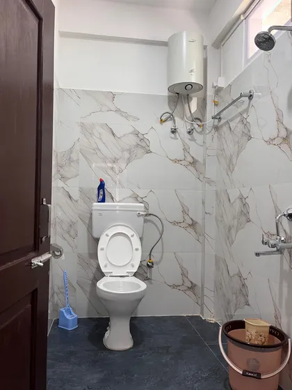 Modern Attached Bathroom